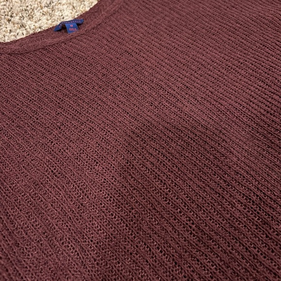 Aeropostale Women’s Cross Back Maroon Sweater - Picture 3 of 5